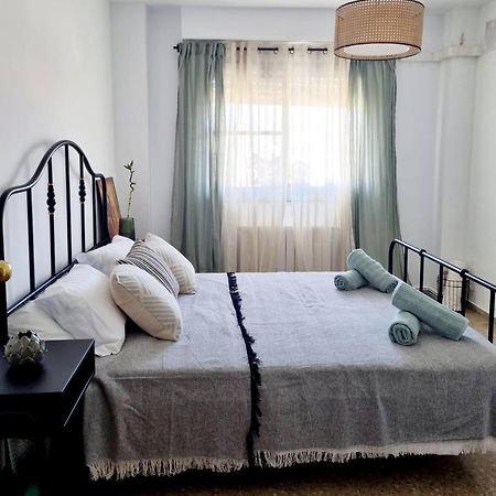 Lovely 4 Bed Flat Puerto de Sagunto Bagian luar foto